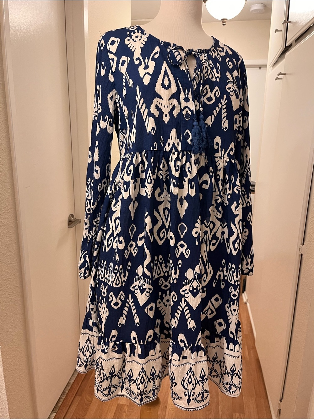 B. Young The Collection Navy Blue & White Batik Print Boho Dress – EU 36 (US S)